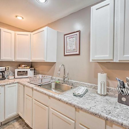 Lovely 3- Bedroom Apartment With Street Parking. Goshen Zewnętrze zdjęcie