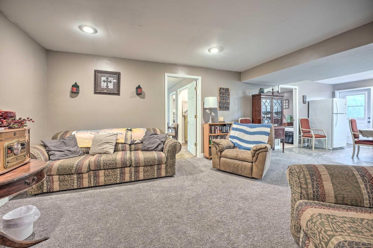 Lovely 3- Bedroom Apartment With Street Parking. Goshen Zewnętrze zdjęcie